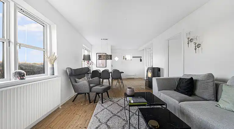 Dejligt sommerhus i idylliske omgivelser