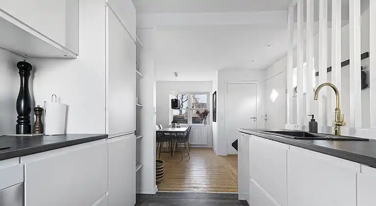 Dejligt sommerhus i idylliske omgivelser