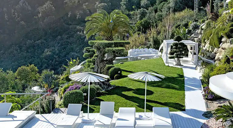 Villa a Barcellona in stile Ibiza con vista sul mare