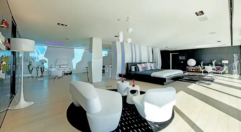 Villa a Barcellona in stile Ibiza con vista sul mare