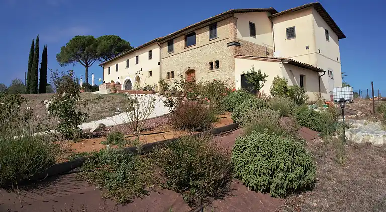 SCAPPO IN UMBRIA, Casale delle stelle