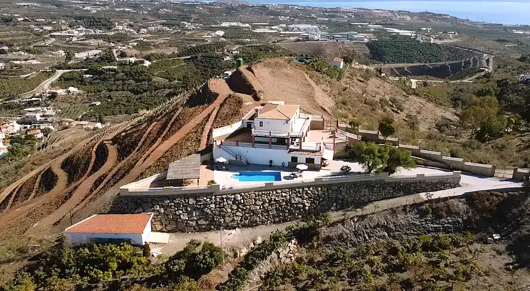 Holiday Home. El Palomar Azul. Pool and sea view