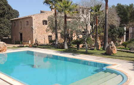 Charmerende villa i mallorcansk stil med privat pool