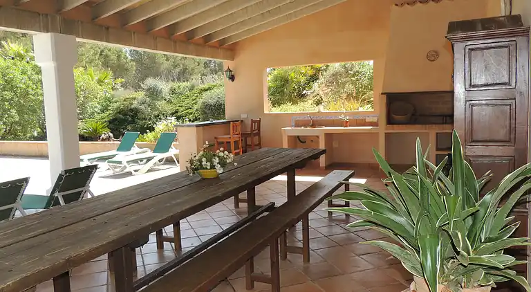 Charming Majorcan-style villa with private pool