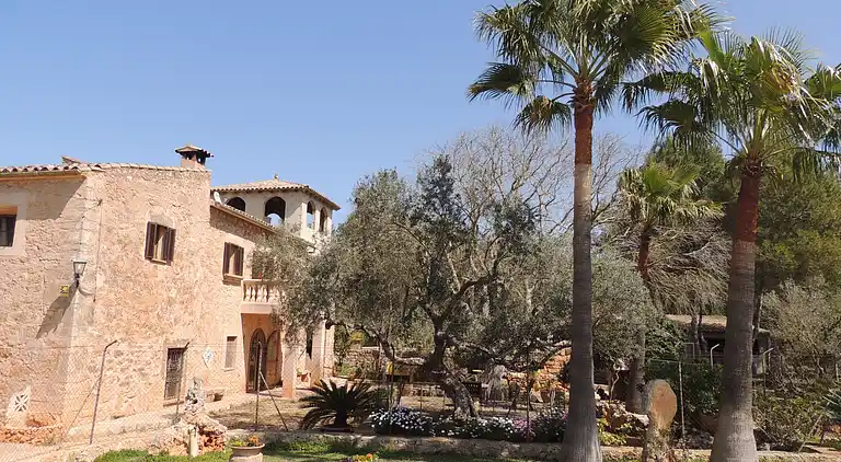 Charming Majorcan-style villa with private pool