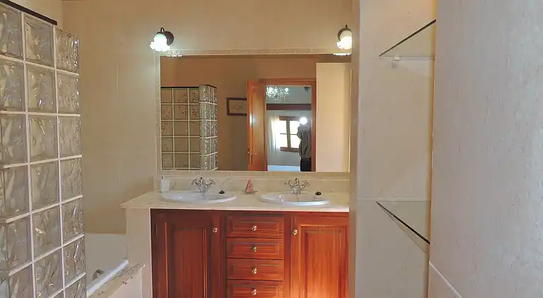 Charming Majorcan-style villa with private pool