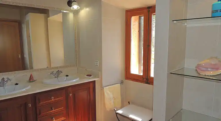 Charming Majorcan-style villa with private pool