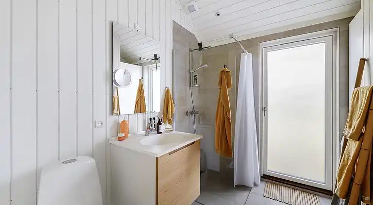 Arkitekttegnet ferieperle på Bornholm