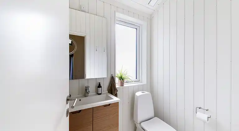 Arkitekttegnet ferieperle på Bornholm