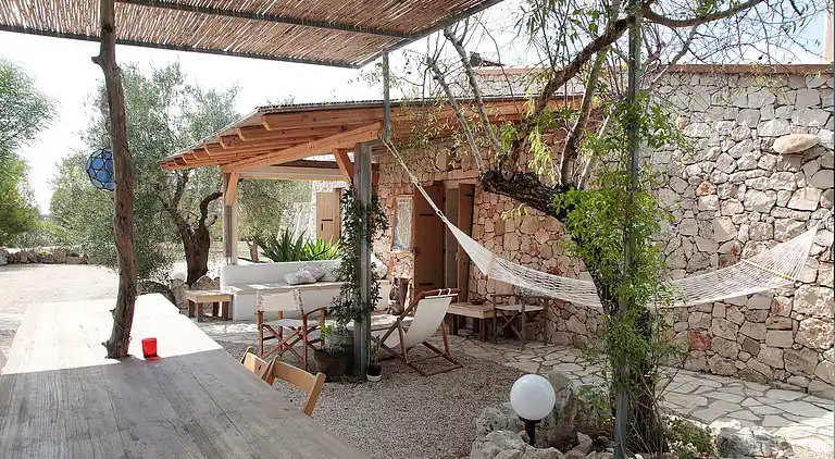 Salento - Ancient stone house close to the sea