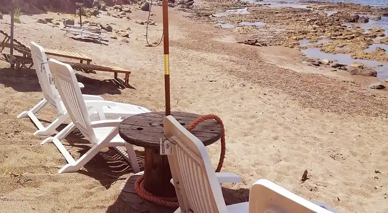 Villa with Private Pool and Reserved Access to the beach