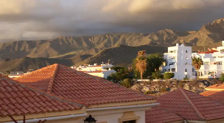 Tenerife South Apartment" with Sea View, Pool & Wi-Fi