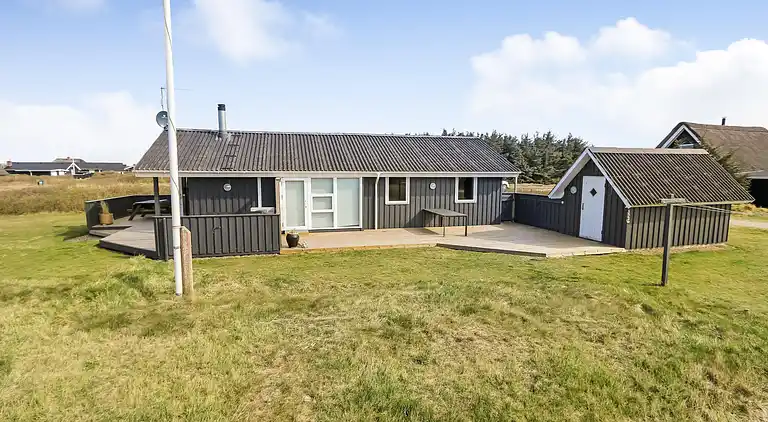 Sommerhus ved Vrist Strand