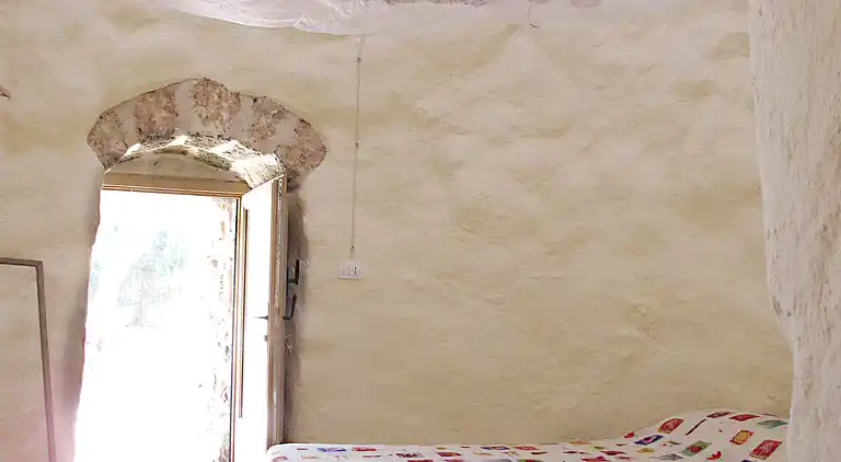 Salento - Ancient stone house close to the sea