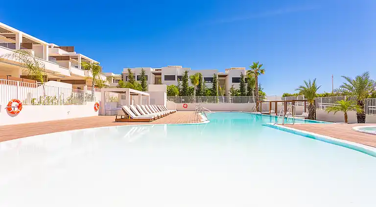 Vida Feliz: luxurious apartment with sea view