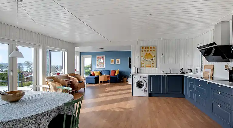 Neu restauriertes Sommerhaus mit Meerblick