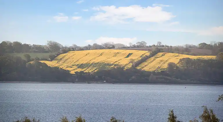 Neu restauriertes Sommerhaus mit Meerblick