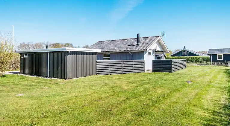 Semesterbostad i Bork Havn