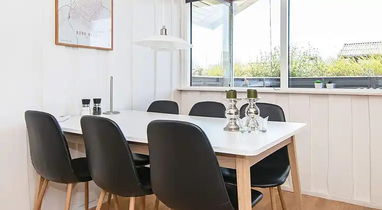 Semesterbostad i Bork Havn