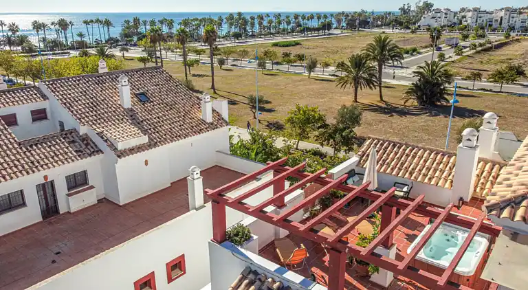 Penthouse next to the beach