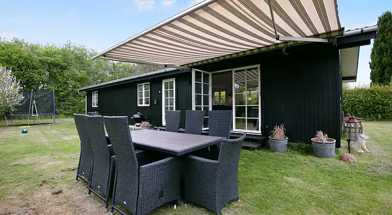 Lovely cottage for family and friends