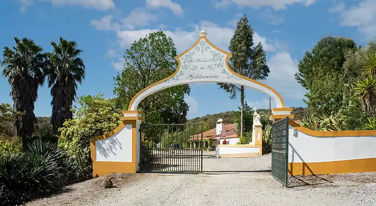 Farm house in São Sebastião da Giesteira