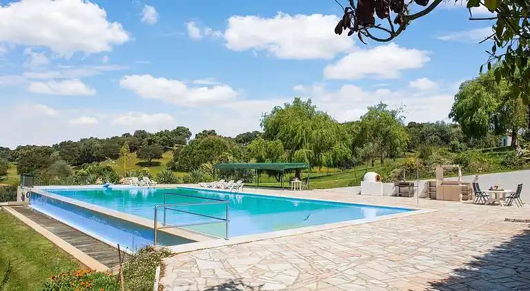 Farm house in São Sebastião da Giesteira