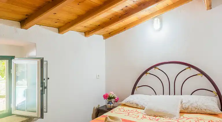 Farm house in São Sebastião da Giesteira