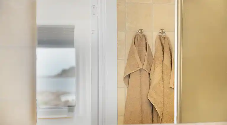 Holiday apartment with sea view on the cliffs