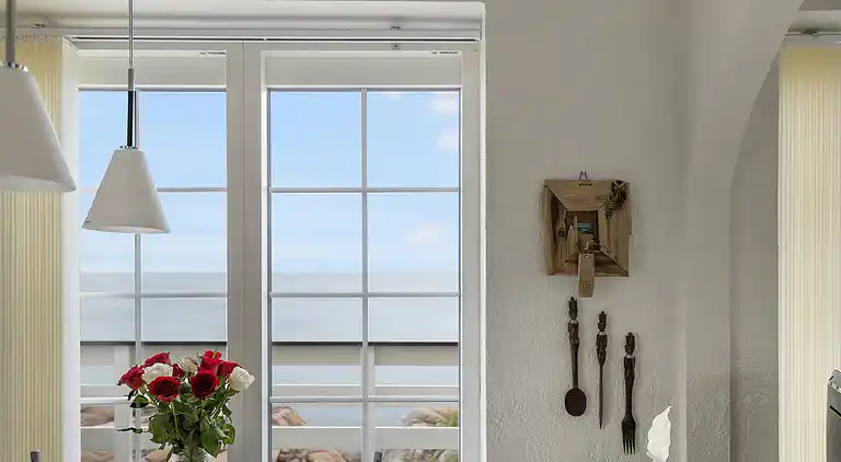 Holiday apartment with sea view on the cliffs