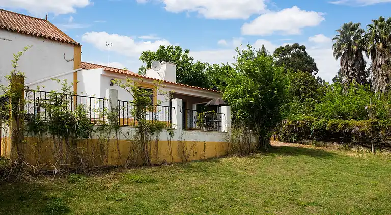 Farm house in São Sebastião da Giesteira
