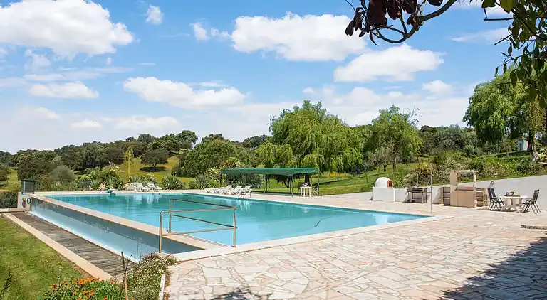 Farm house in São Sebastião da Giesteira