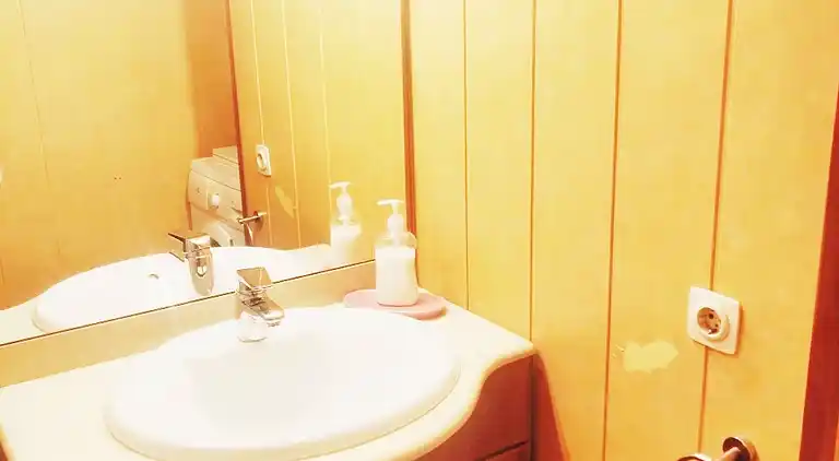 Beautiful Apartment, Swimming Pool and Beach