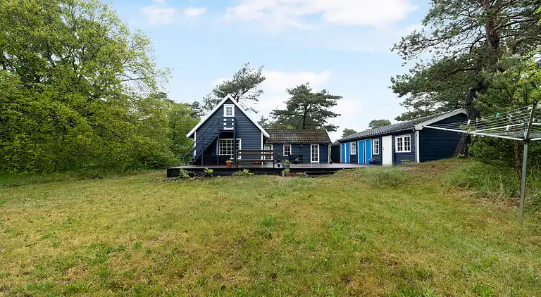 Charmerende sommerhus nær stranden