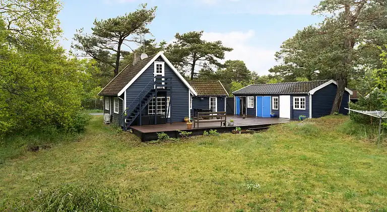 Charmerende sommerhus nær stranden