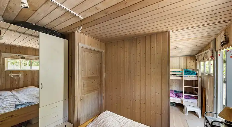 Lovely cottage in recreation area