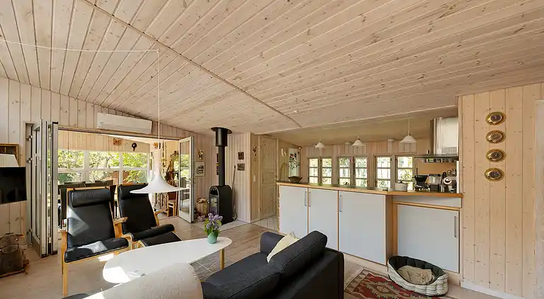 Lovely cottage in recreation area