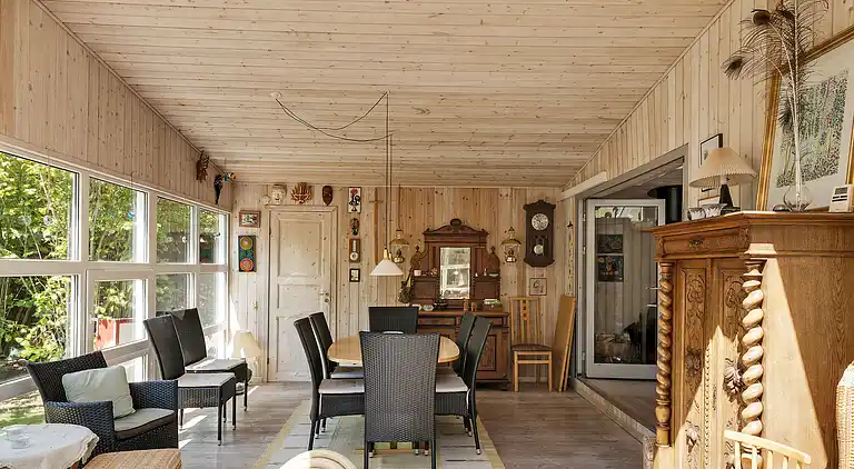 Lovely cottage in recreation area