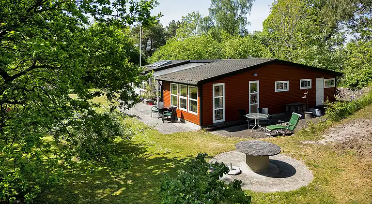 Lovely cottage in recreation area