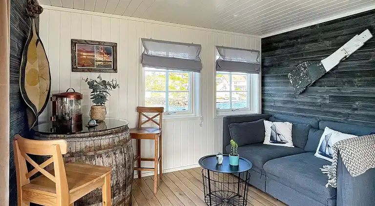 Semesterbostad i Melandsvågen