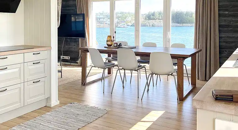 Semesterbostad i Melandsvågen