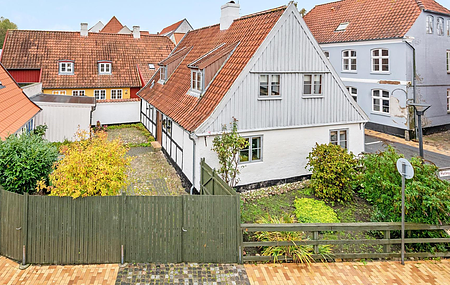 Charming renovated town house 146 sqm  from 1743 in Aabenraa