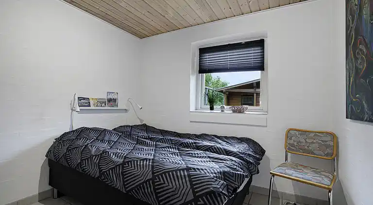 Home for the family in quiet surroundings