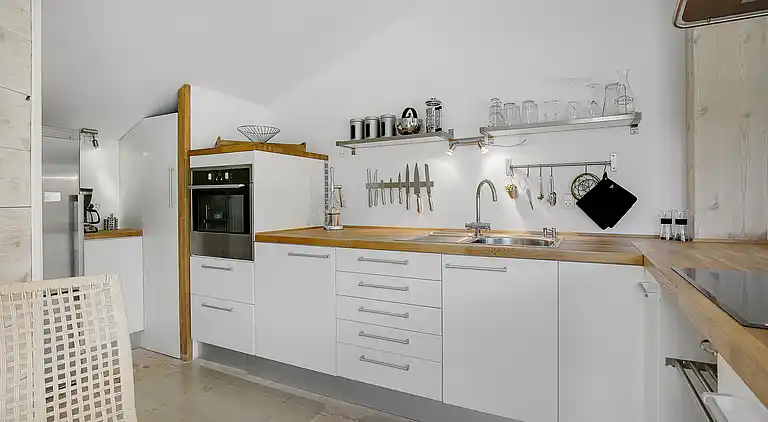 Scenic summer house near quiet lapping waves