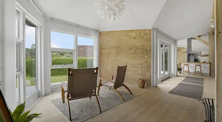 Scenic summer house near quiet lapping waves