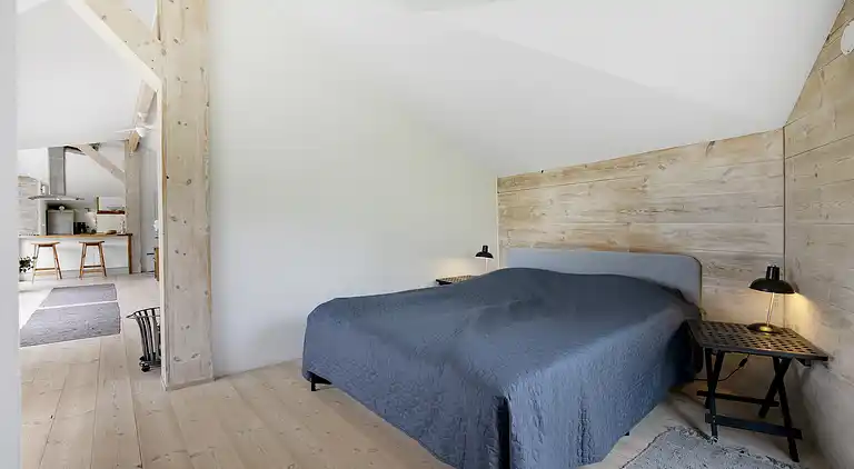 Scenic summer house near quiet lapping waves