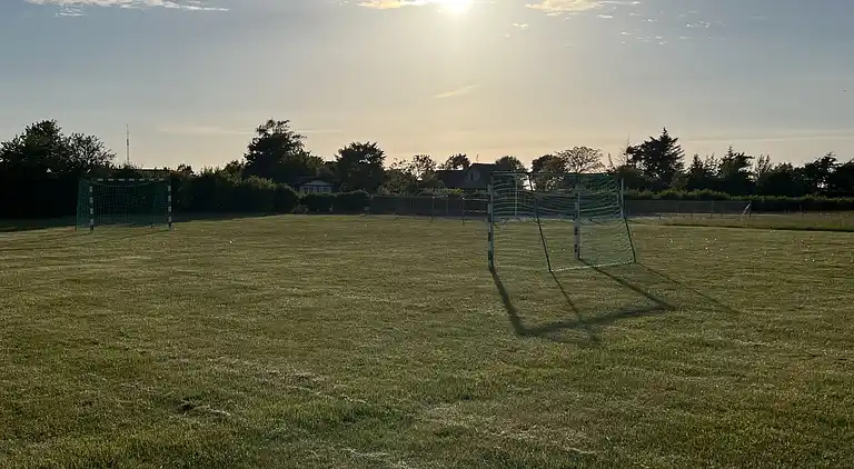 Vakre solnedganger 100 meter fra stranden