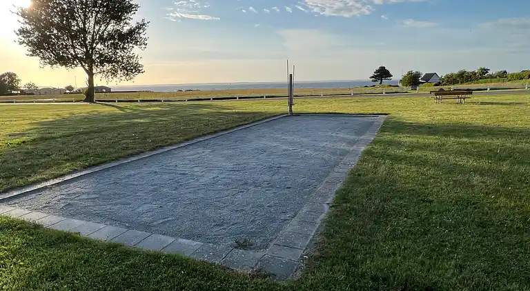 Vakre solnedganger 100 meter fra stranden