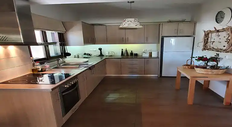 Villa in Loutra Oreas Elenis