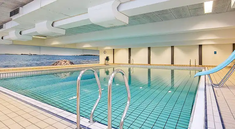 2 room w/seaview,ground/1 st floor